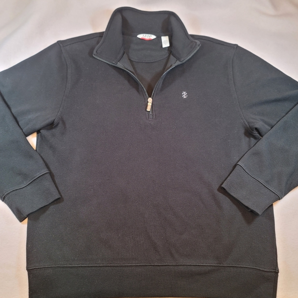 0785. EUC ~ IZOD ~ Black ~ Medium ~ 3/4 Zipper ~ Pullover ~ 61% Cotton for Comfy